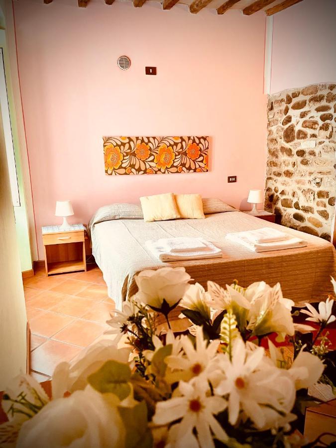 In Castello Hotel Gallicano Exterior foto
